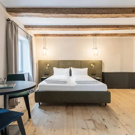 Alte Schmiede Apartments&rooms Appartement *