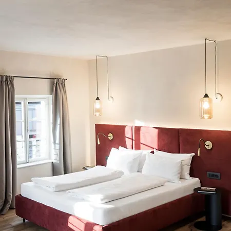 Appartement Alte Schmiede Apartments&rooms Bozen