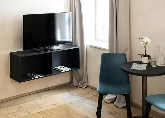 Alte Schmiede Apartments&rooms Bozen