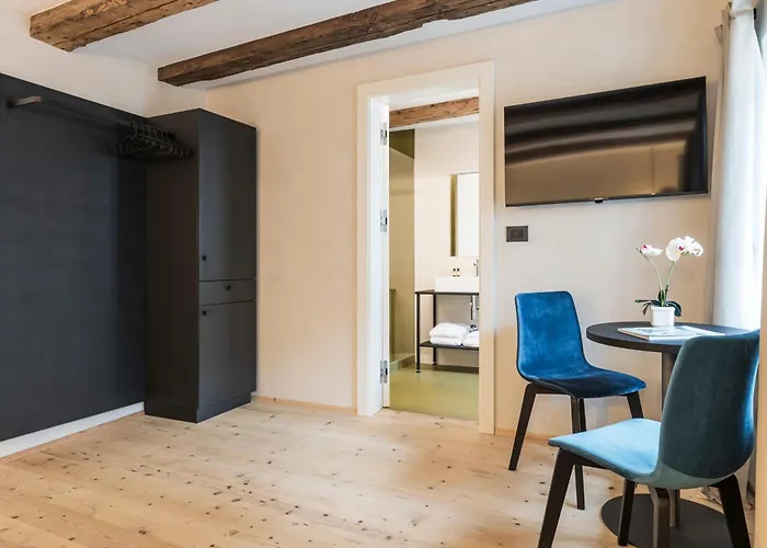 Alte Schmiede Apartments&rooms Bozen
